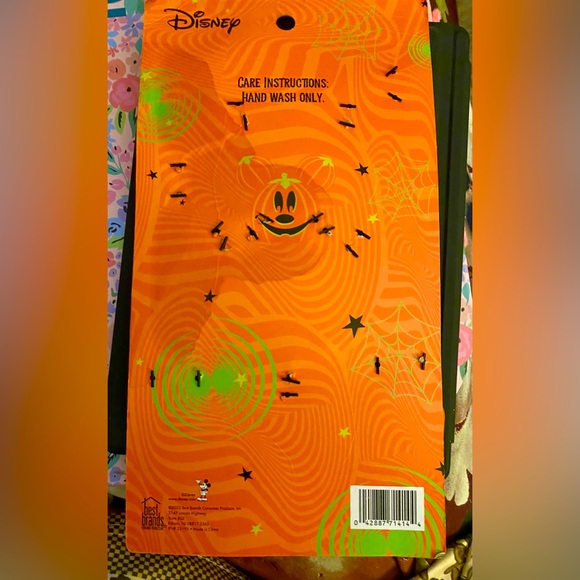 Disney Halloween 4 Piece Spatula & Cookie Cutter Set New - Picture 4 of 5